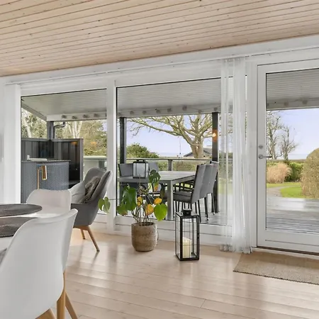 Marillia - 75m From The Sea By Interhome *